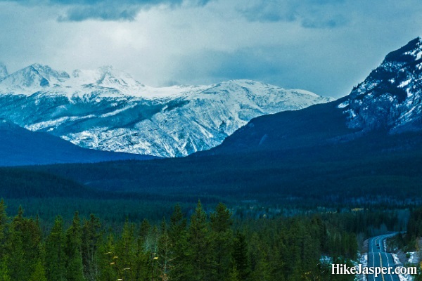 Icefields Parkway Discovery to Jasper from Calgary