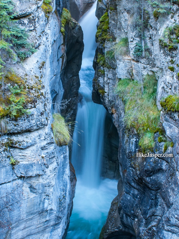 May Hiking Maligne Canyon in Jasper 2018 3