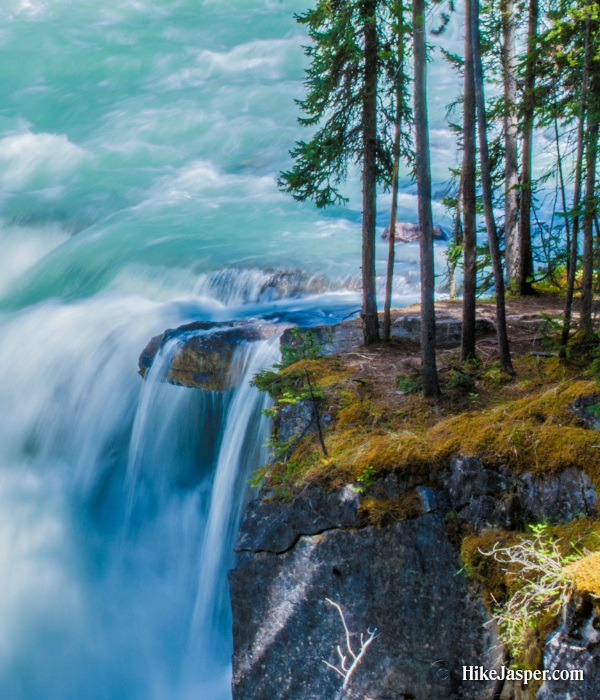 Sunwapta Falls Up Close