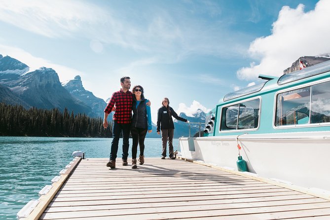 Jasper Maligne Lake Boat Cruise